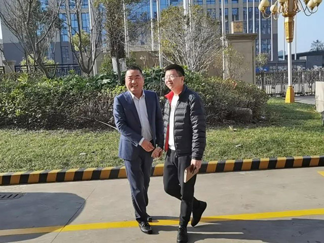 新春伊始，龍灣區(qū)空港管委會領導率隊蒞臨集團走訪慰問